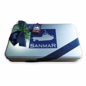 Logo Baskılı Dikdörtgen Metal Kutuda 28 adet Spesiyal Çikolata