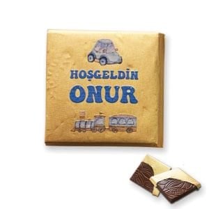 Özel Tasarım Baskılı Karton Kutuda Erkek Bebek Çikolatası