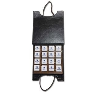 Kendinden Çantalı Ahşap Kutuda 32 Adet Logolu Çikolata