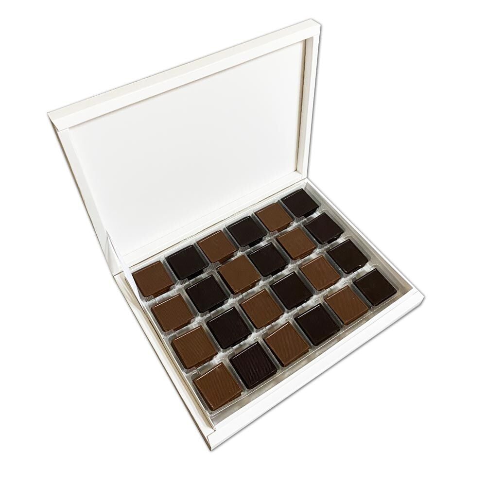 Büyük Boy Karton Kutuda 72 Adet Açık Madlen Çikolata